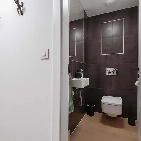 Skyline River & Eurovea Tower Appartement Bratislava