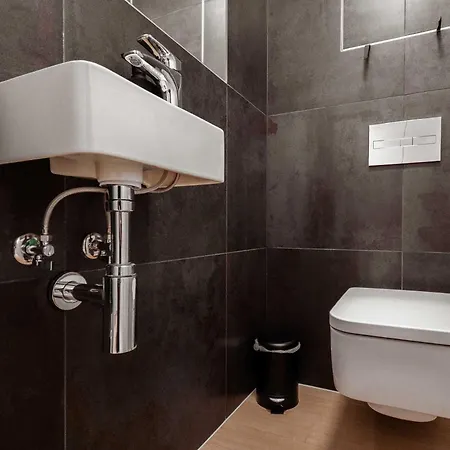 Skyline River & Eurovea Tower Apartman