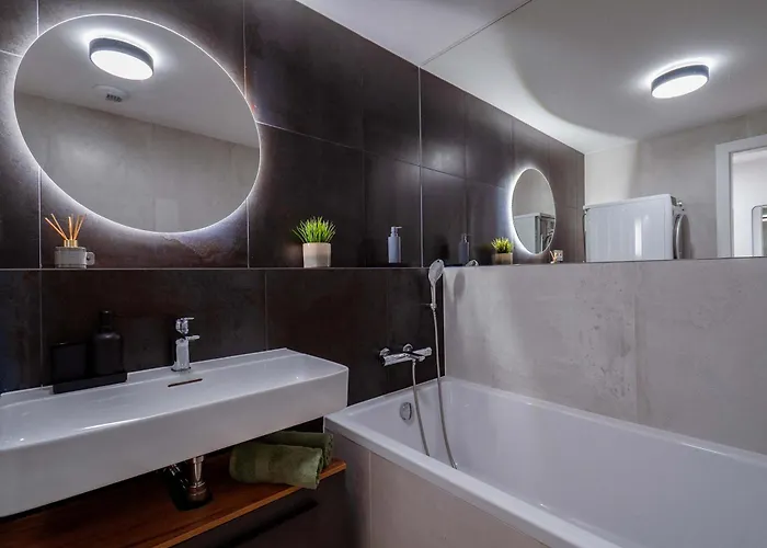 Skyline River & Eurovea Tower Appartement Bratislava